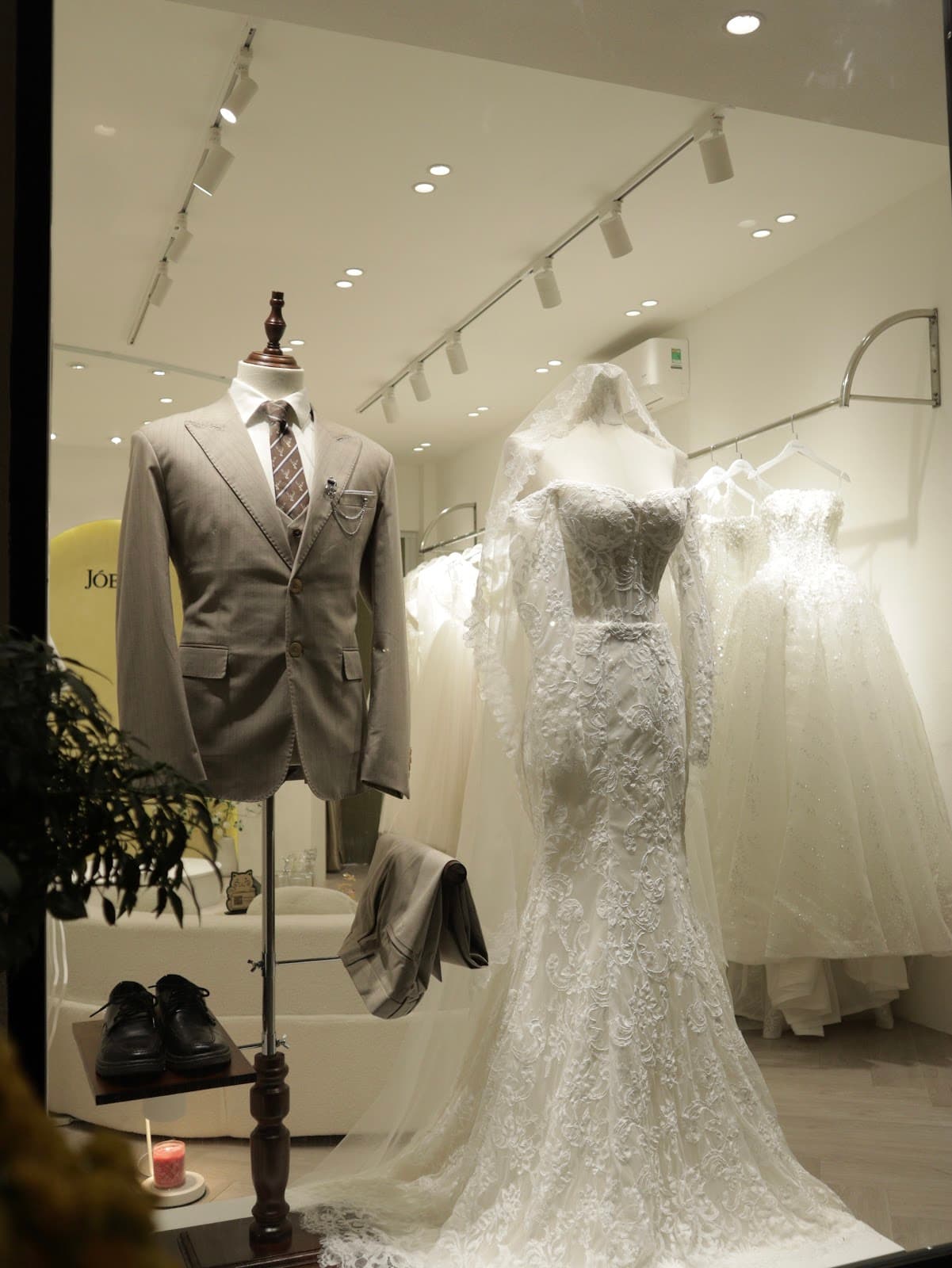 Studio váy cưới Jóella Bridal