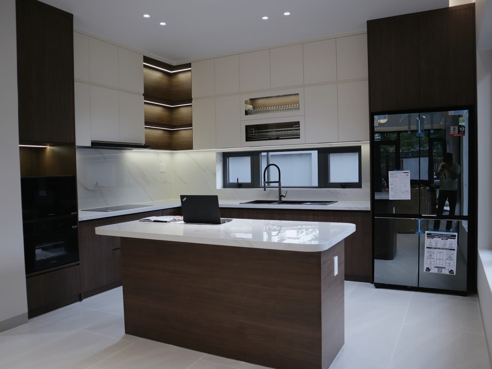 Villa sân vườn - Lê Việt Hải Anh