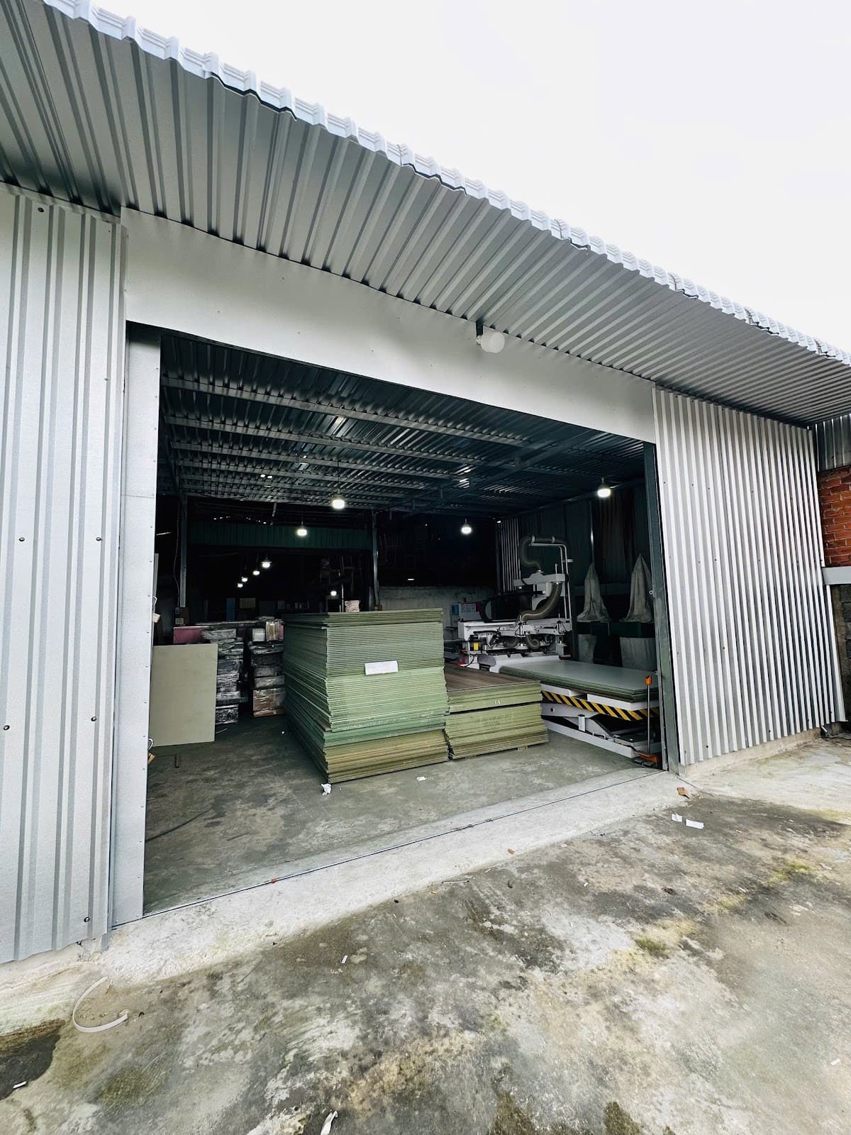 Thiết bị xưởng sản xuất 1